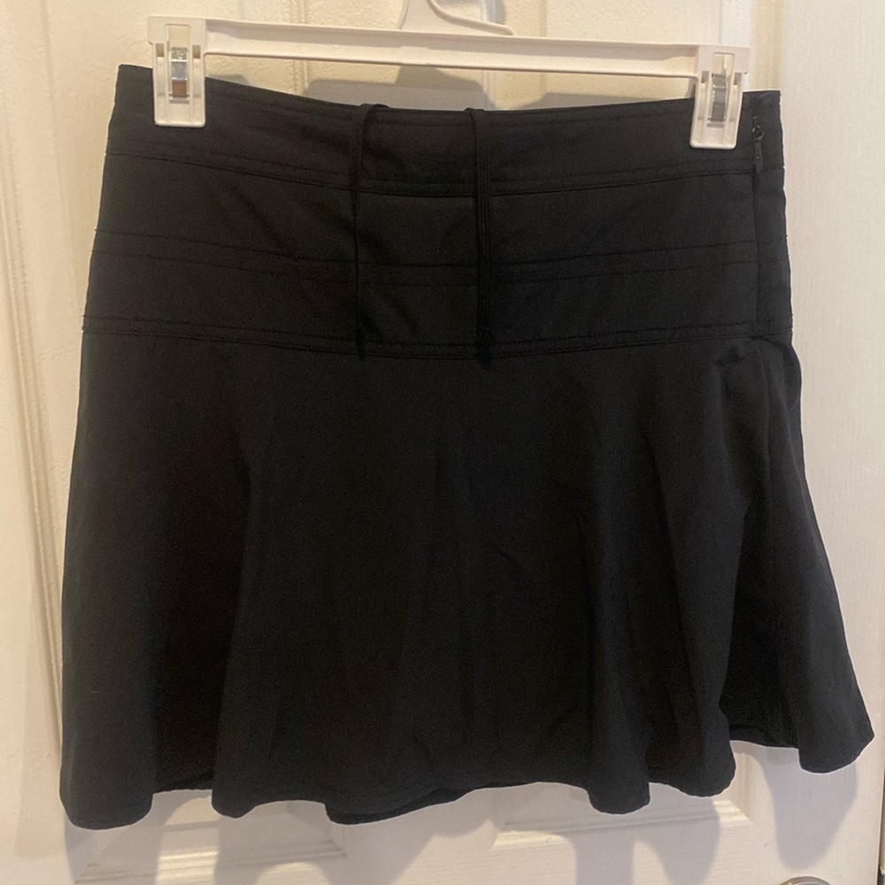 Athleta Size 6 black skort